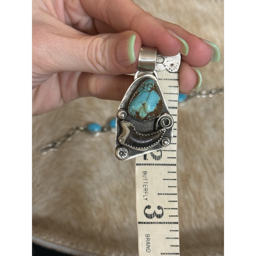 Native Southwest 925 Sterling Silver Number 8 Blue Turquoise Claw Pendant Signed - Picture 6 of 12